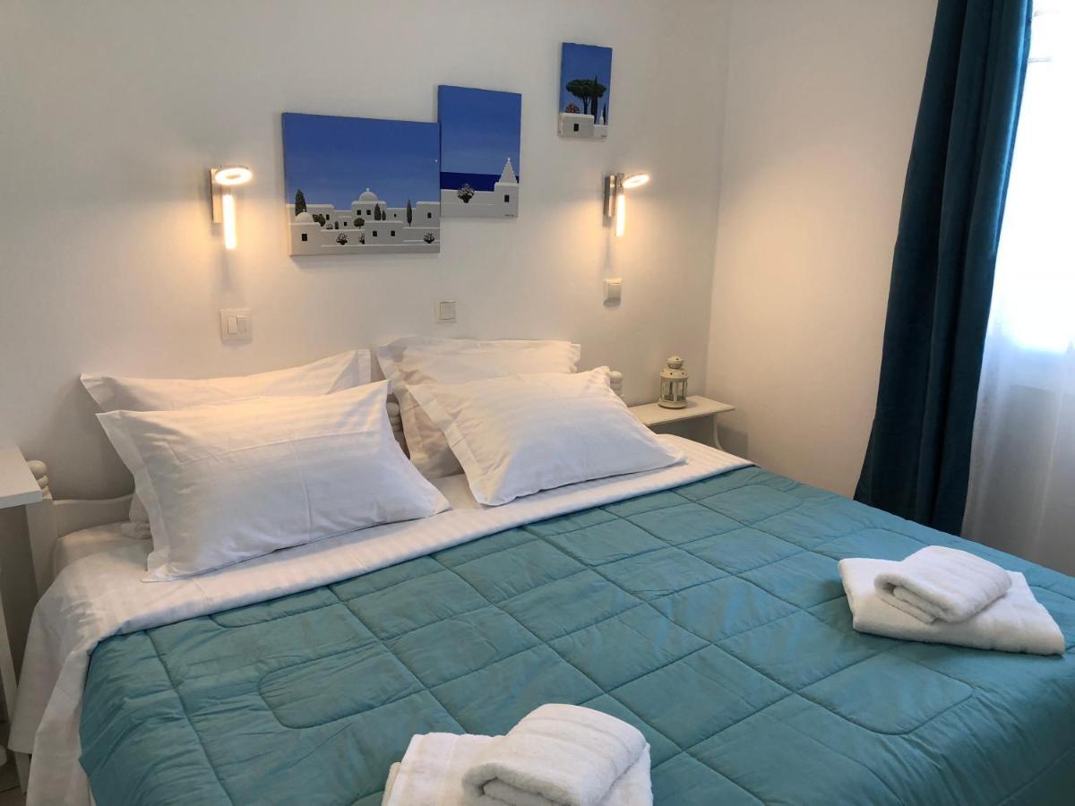 11 Hotel 2*